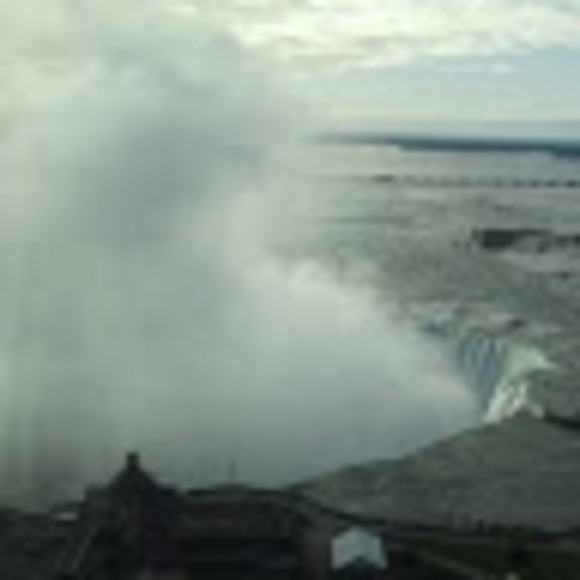 Meet your Posher, Katherine - Picture 2 of 2